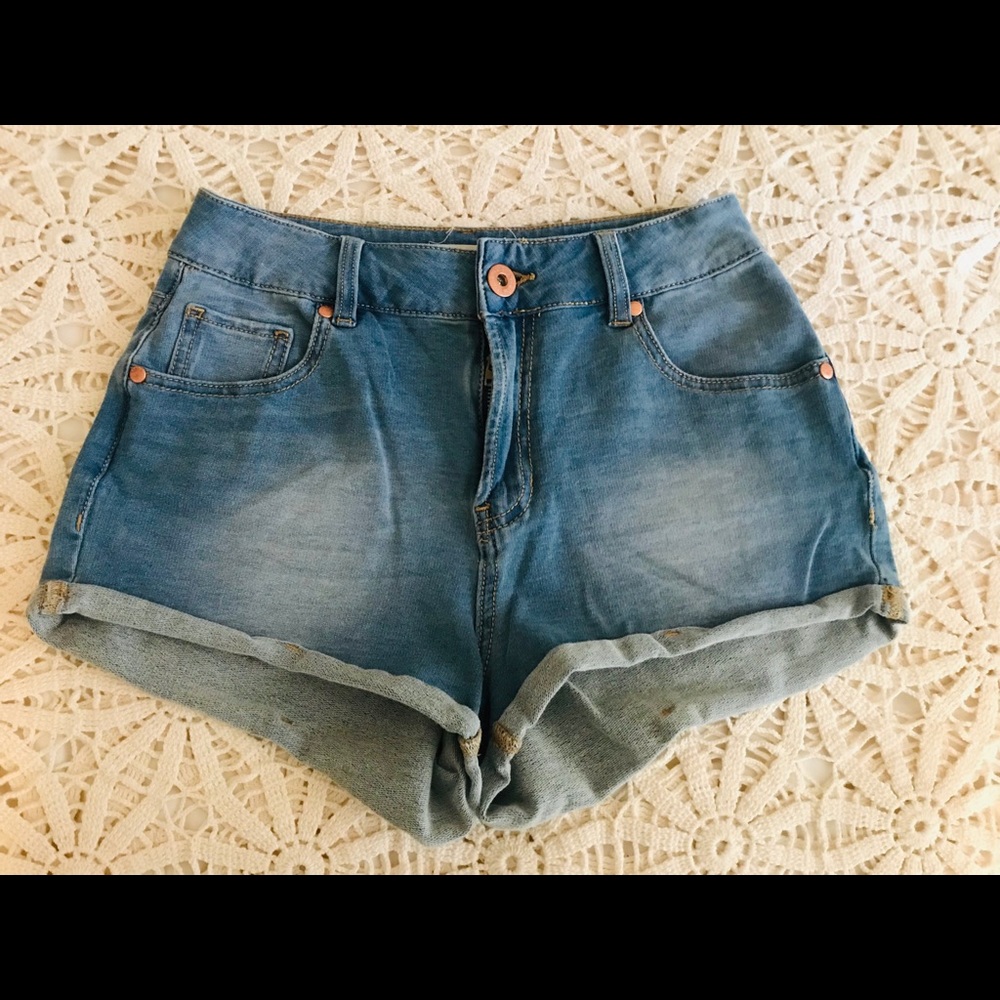 Bullhead Mom Short Size 3